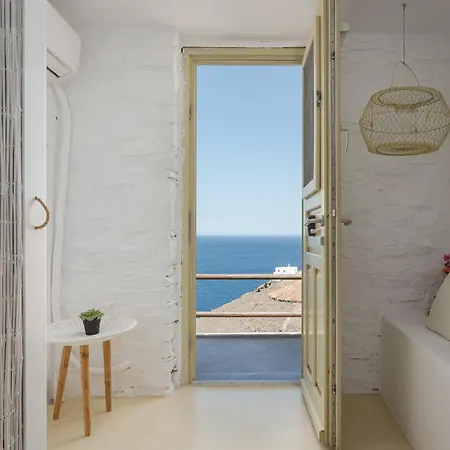 Off The Beaten Path! Poolside Kithnos