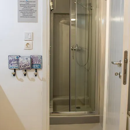 Off The Beaten Path! Poolside Appartamento Kithnos