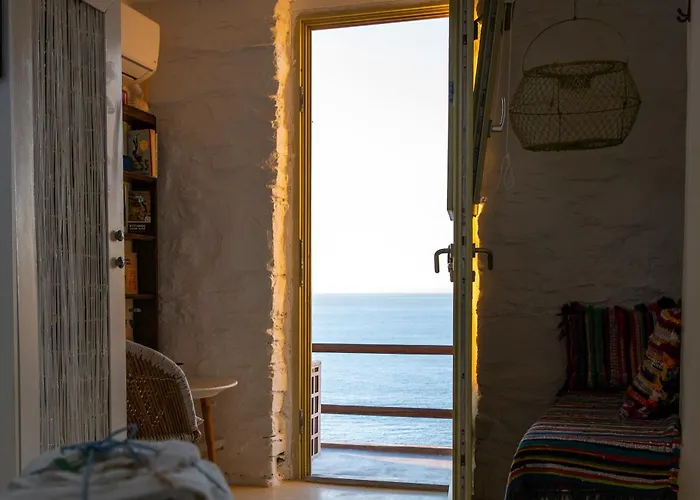 Apartamento Off The Beaten Path! Poolside *